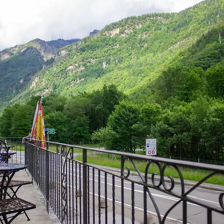 מלון Ristorante Groven *