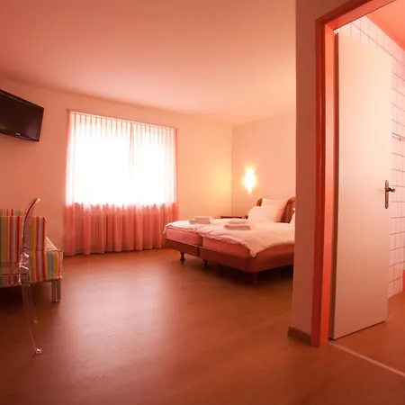 Ristorante Groven מלון